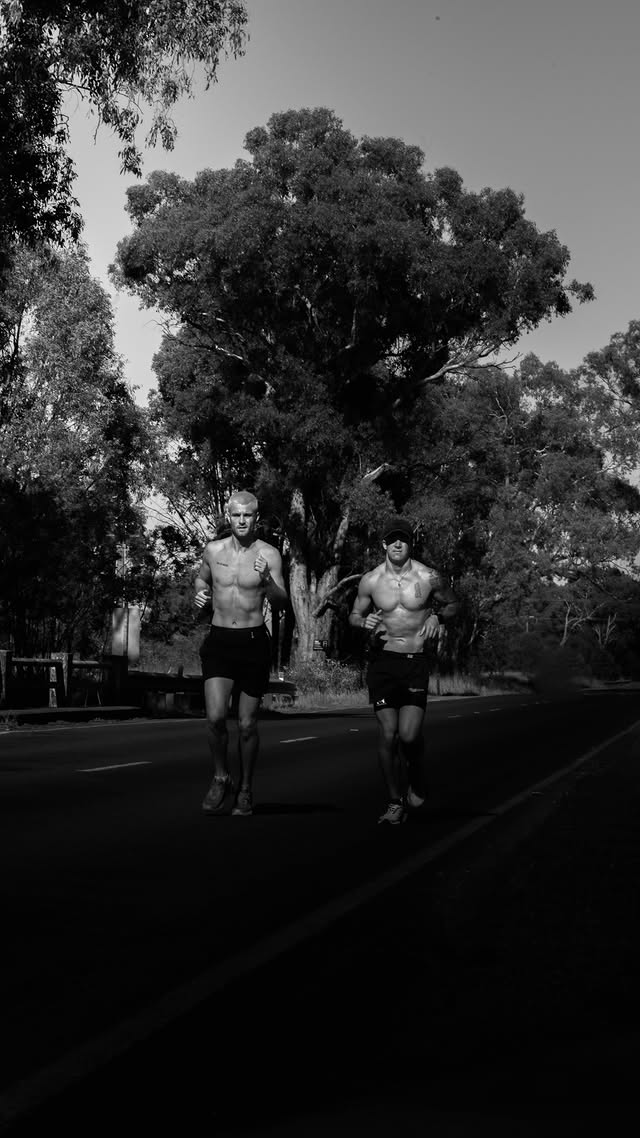 Melbourne to Sydney! 920k across Australia in 17days🇦🇺 This is where the journey began. I set the ch…