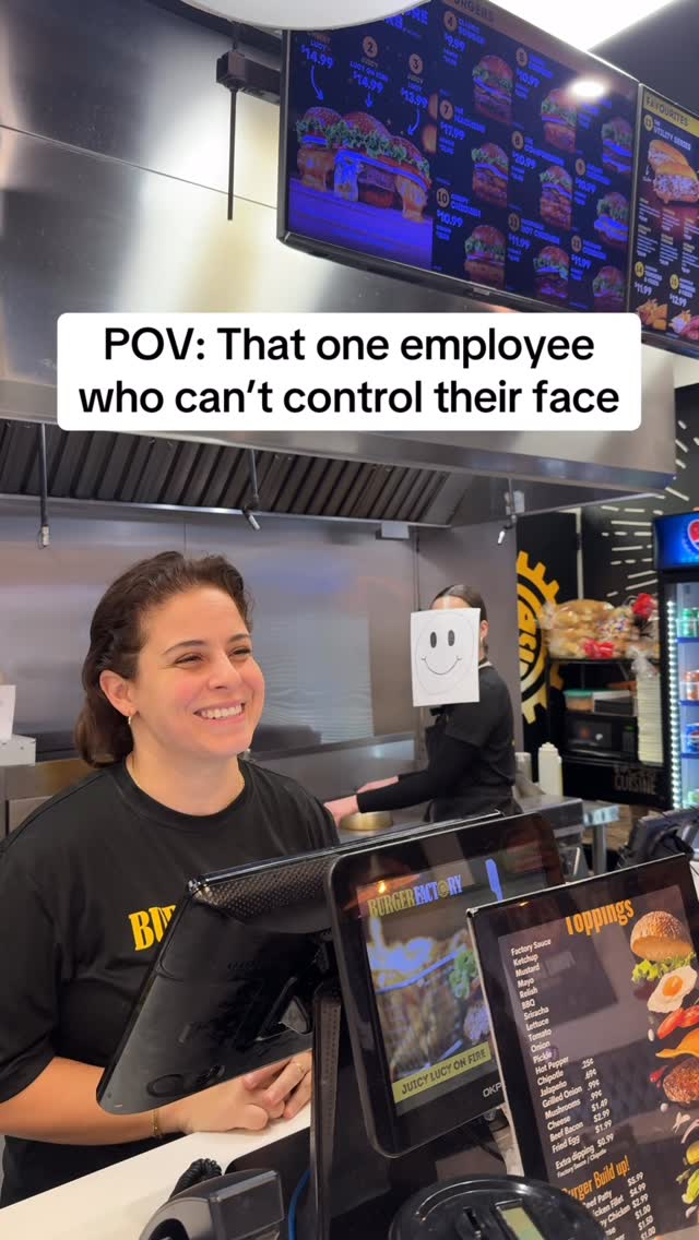 I always tell her to be gentle with her facial expressions😅 #reels #food #relatable #viral #comedy