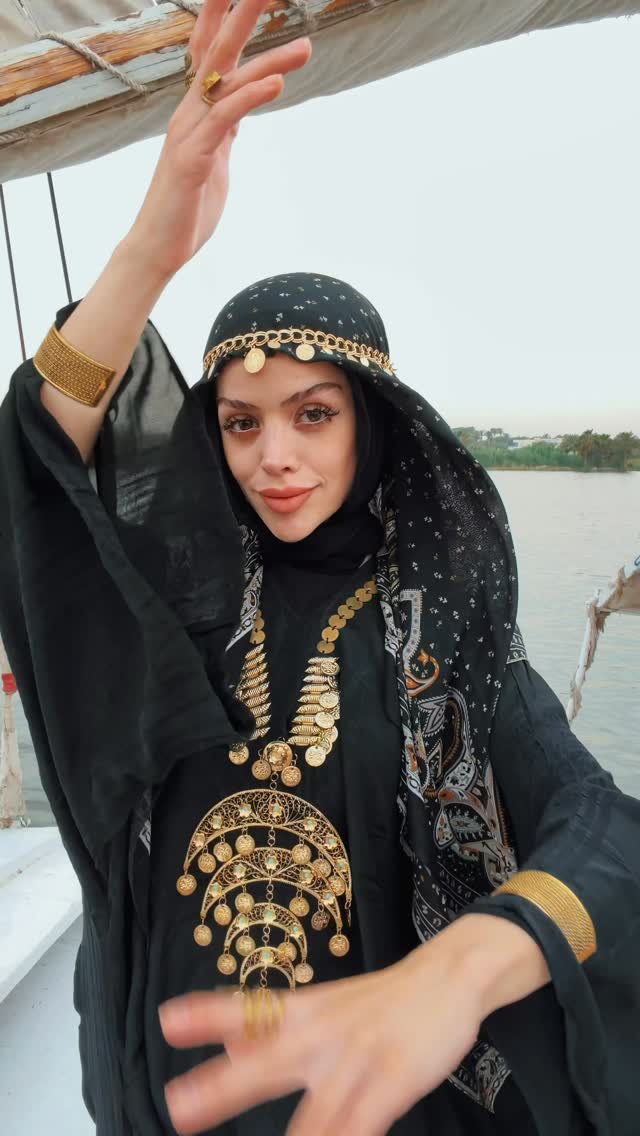 The Egyptian Saidi Traditional Clothing 🇪🇬 حضرتنا من الصعيد 🌝❤️ . . . . . . . . . #abirzkitchen #egy…