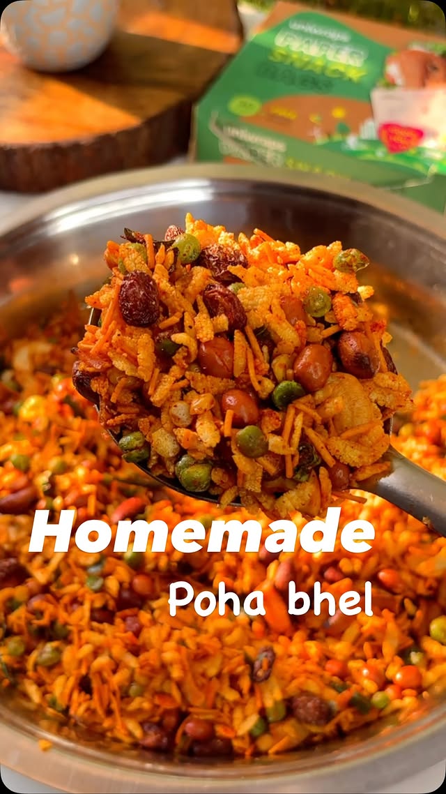 ⚠️Be especially careful while frying green peas. Crispy + Chatpata + Instant = Poha Bhel 😍 Fry, mix,…