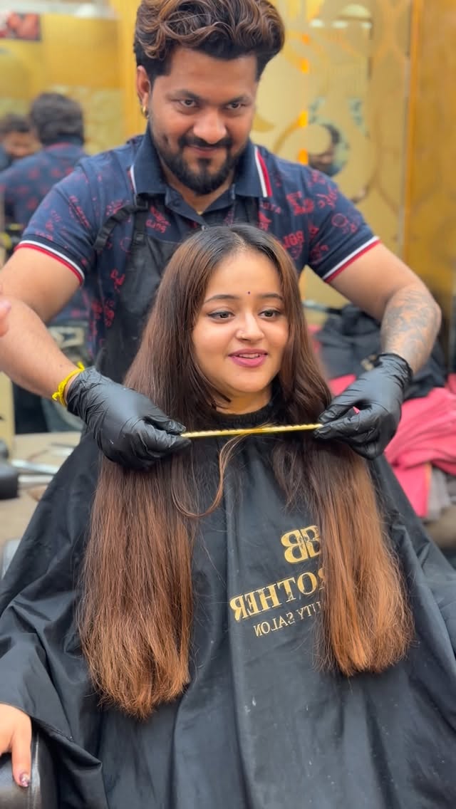 🤌🏻🥰Beautiful Hair colour transformation🔥by @abhishek_hairartist @bigbrothersalon Book your appointme…