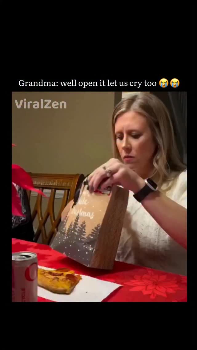 Grandma is a real one bro 🤣 This viral clip shows a granddaughter proudly gifting her grandma what s…