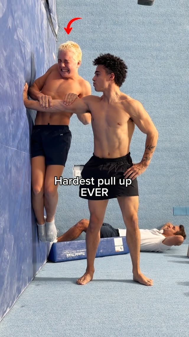 Only 1% can do this challenge 🤯 #calisthenics #sport #strong #sports #illusion