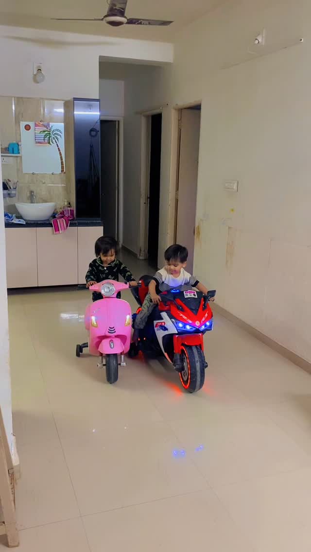 Twice Bonding #twice #childhoodmemories