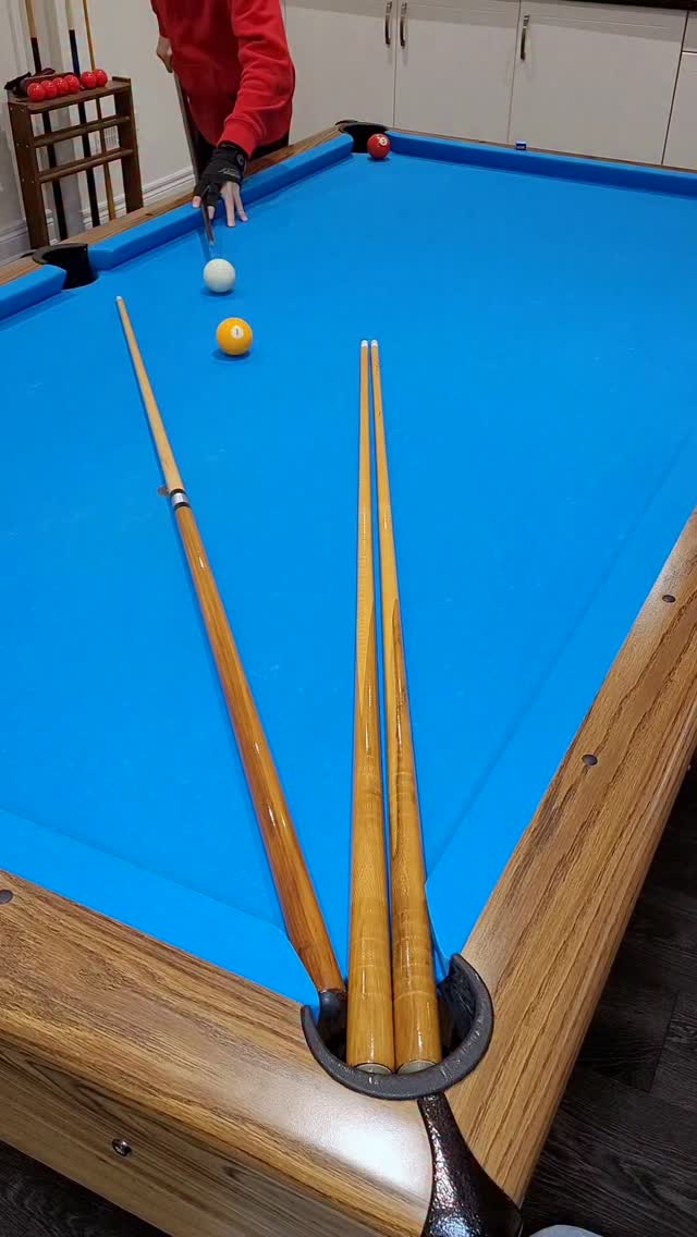 Sports pin