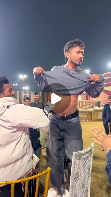 Naya dhanda mil gya dosto 🤣🤟 . #tijara_vines01