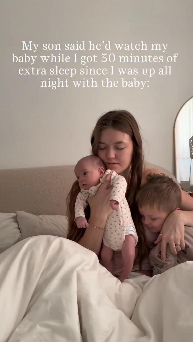 He’s the best big brother and always so good to me 🥹🤍 #postpartum #newborn #morning #usa #momof5