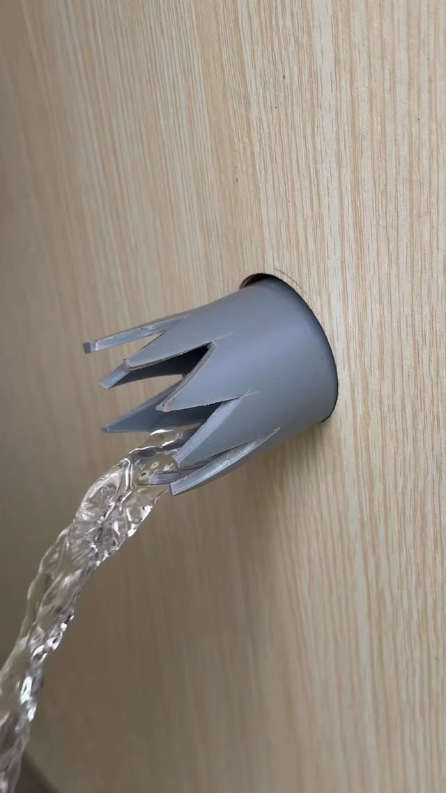 A master plumber’s pipe repair technique