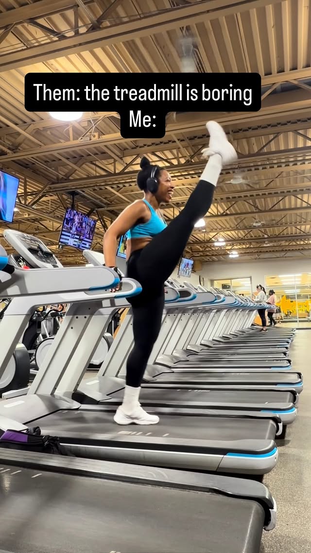 Full body workout of fun! ⭐️☺️ #gymhumor #gymfun #treadmill #fitnessmotivation #funny @terrycrews le…