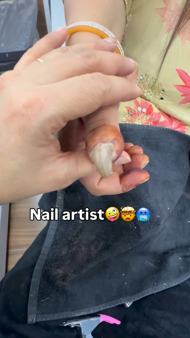 Nail artists problem 🤯😖😖😖😖😖😢#instagram #try #reel #new 💯🔥✨