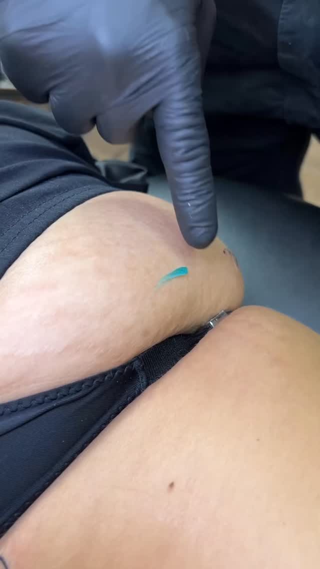 Art pin
