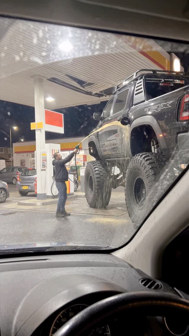 Struggles of lifted truck owners be like 🤒. #ramtrx #liftedtrucks #carreels Disclaimer : The entire …