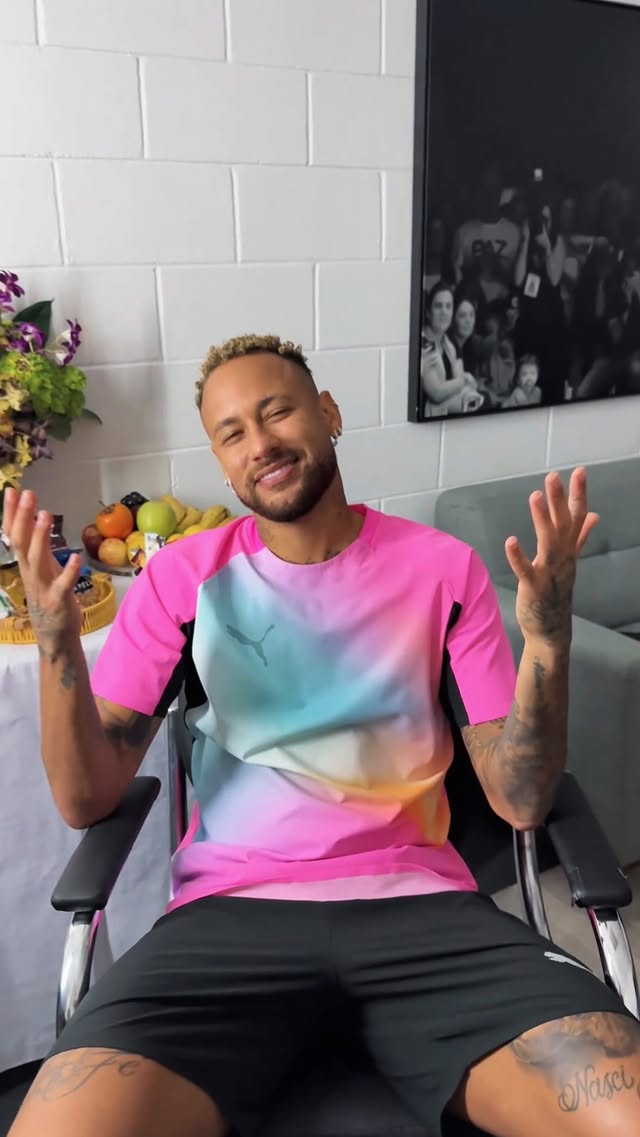 The call we’ve all been waiting for… Wouldn’t be the world stage without @neymarjr 🌎🏆 #neymarjr #bra…