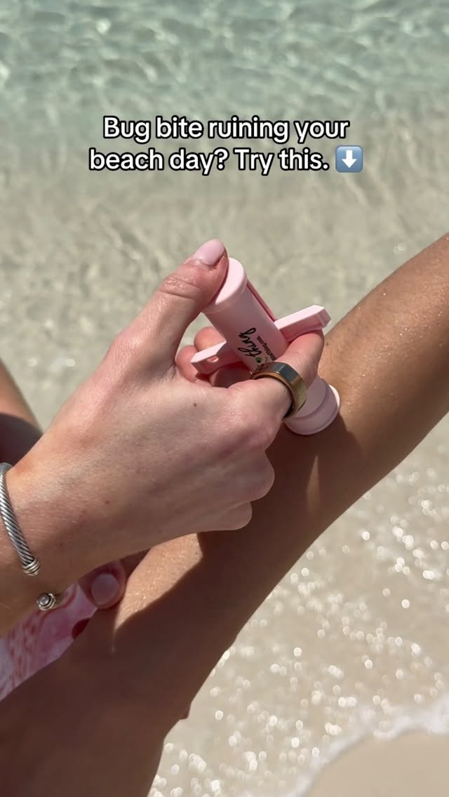 Don’t let an itchy bug bite ruin your beach day. ☀️🦟 Bug Bite Thing’s chemical-free Suction Tool ext…