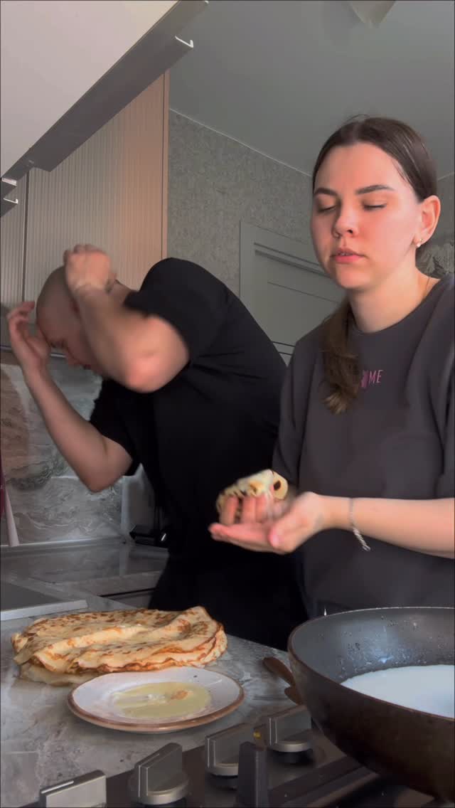 Следила не за тем😂