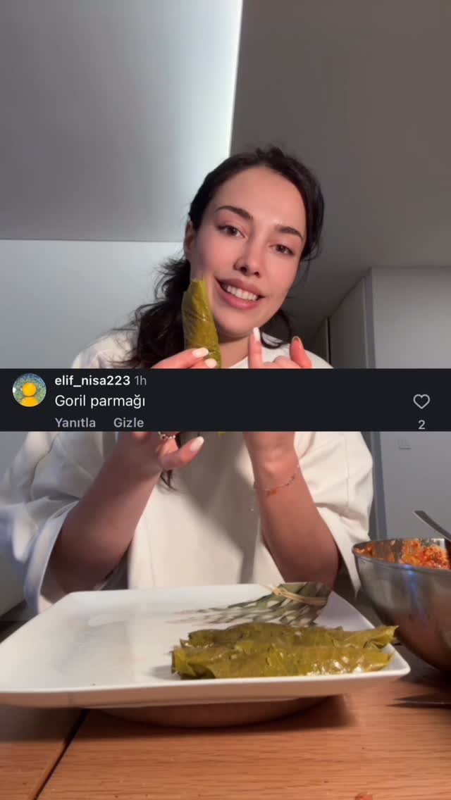 Sarma pastası yorumlu versiyon yoğun istek üzerine geldiiii hahsjajsj (reklam yok)