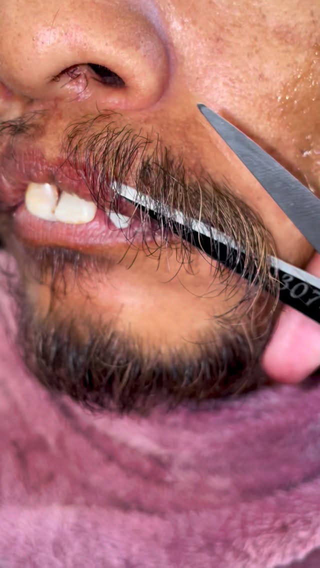 #reels #short #salon #viralvideos #haircut #viral #reelsvideo #beard #beardstyle #hairtutorial