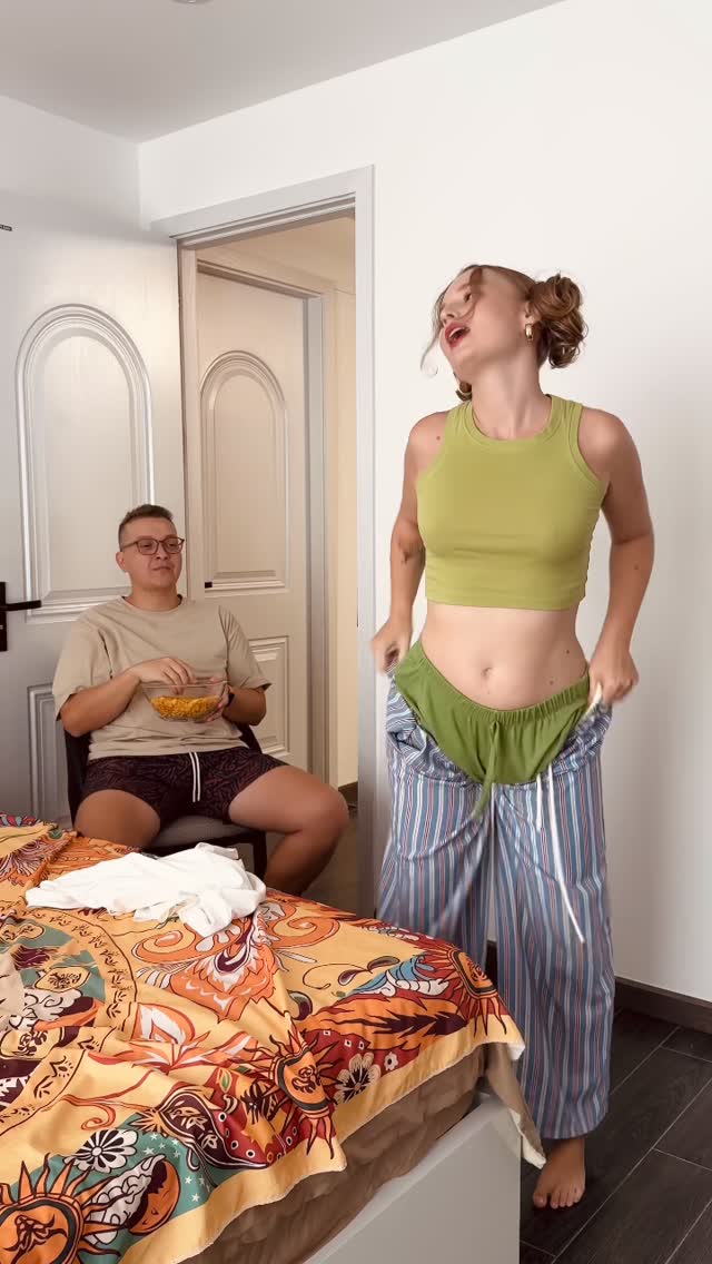 #funnycouple #couple #funnyreels #couplecomedy #marriedlife