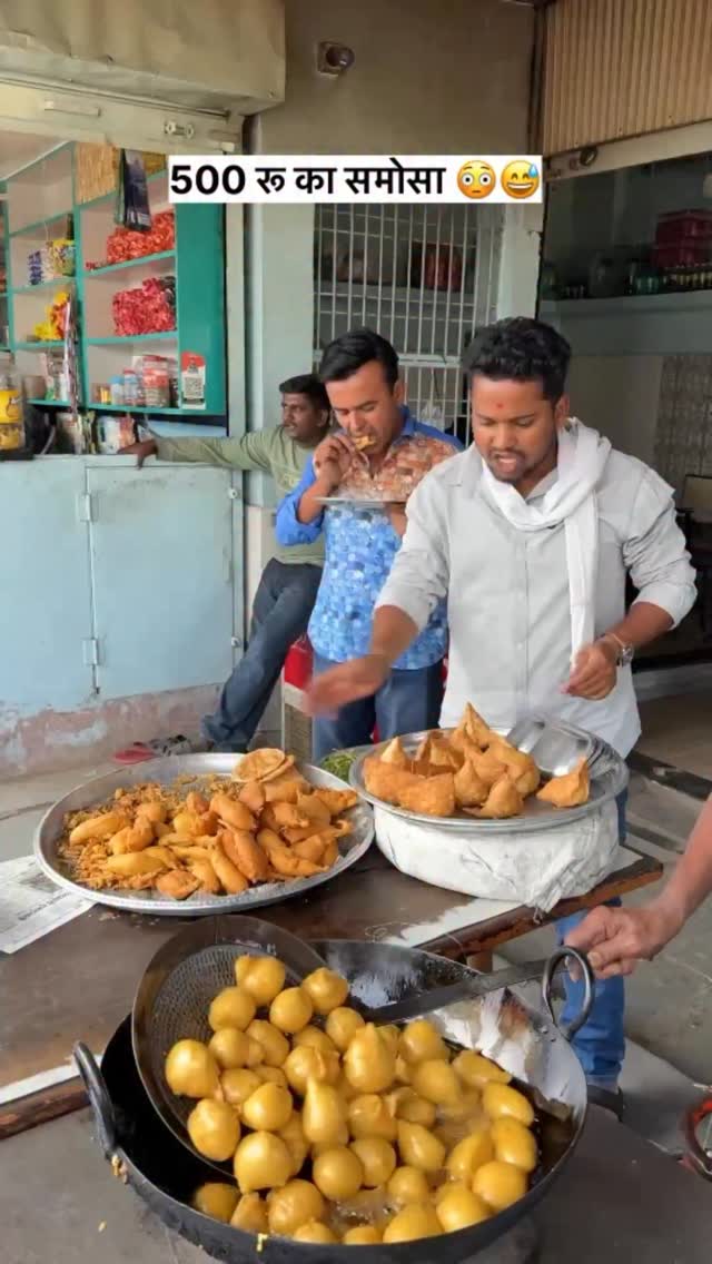 ये क्या होगया 🤣🤣 #lakhanghotkar #comedy #funny #reels #samosa