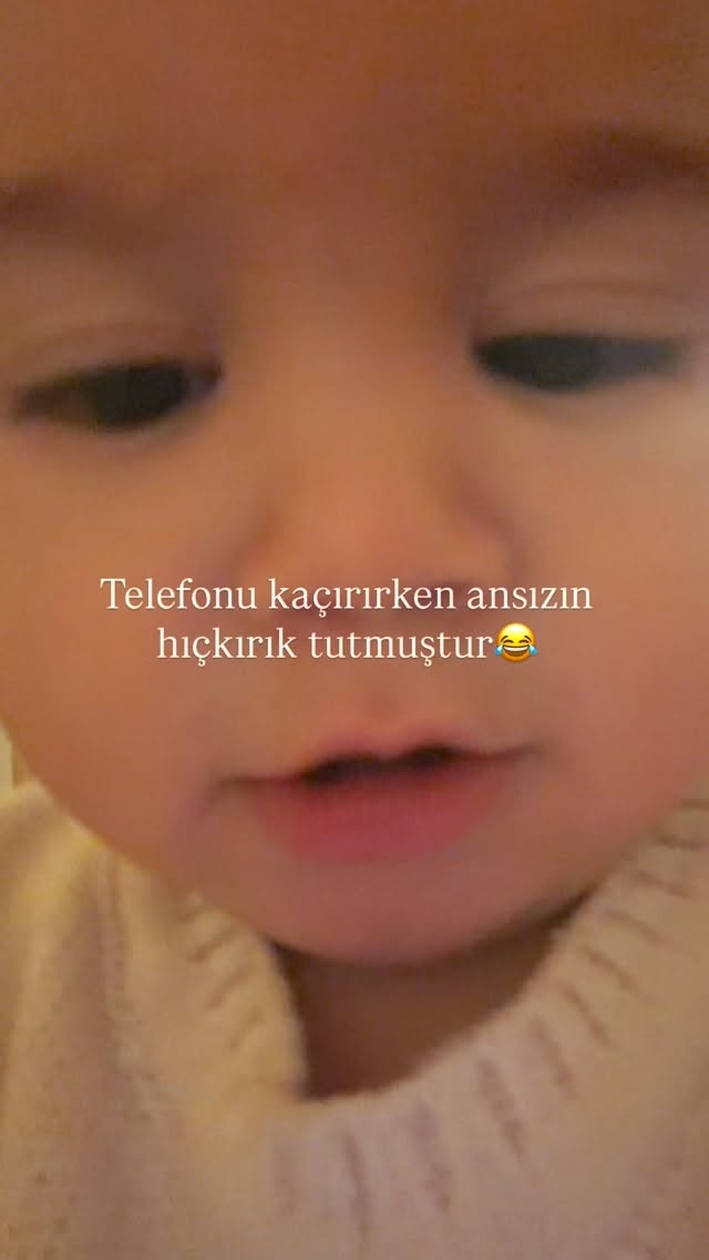 Koşarak kaçtığı için ayak sesleri 😂😂😂 #bebekvideoları #annebebek #instababy #keşfet #fyp