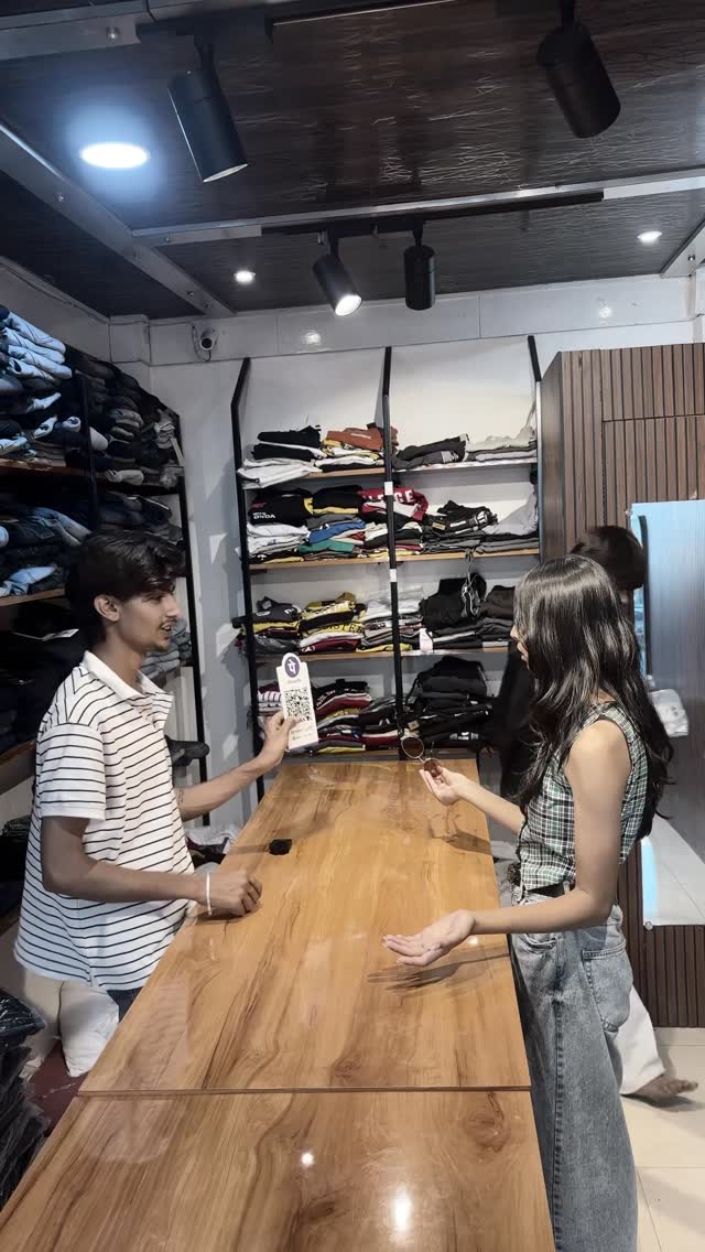 Bargaining 😂 @vintage.wardrobe__ #fashion #viral #bhilwara #foryou #menswear